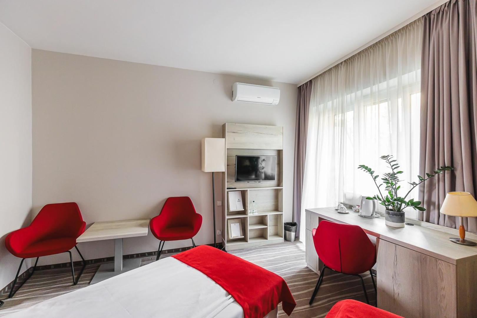 Hotel Akwawit Leszno  Exterior photo