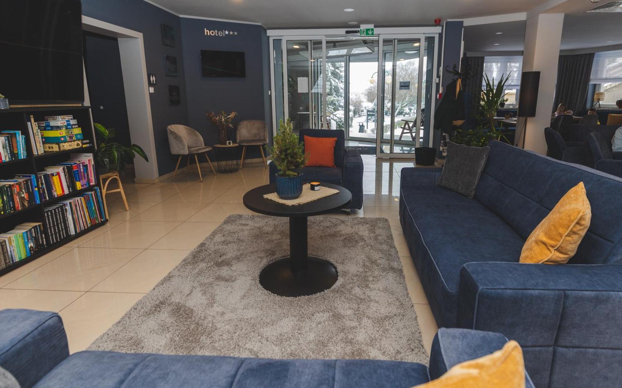 Hotel Akwawit Leszno  Exterior photo